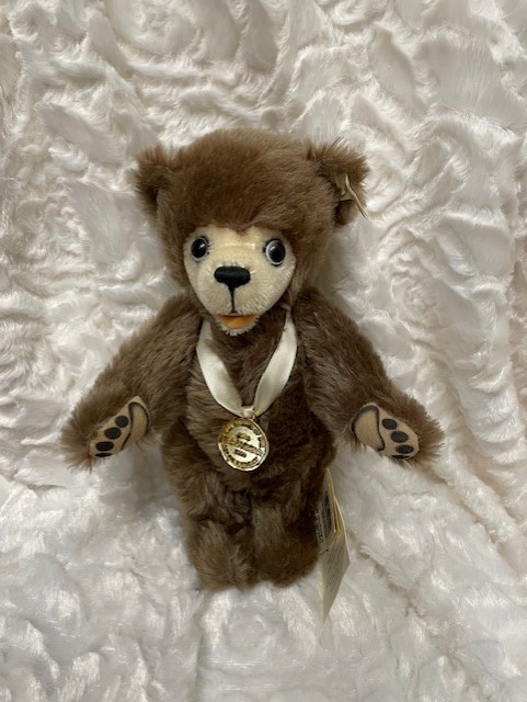 QVC BERRYMAN BEAR 1996 メダル付きテディベア 約27cm 1996 Steiff 665097 Berryman bear QVC, 27cm. | 665097 | 665097